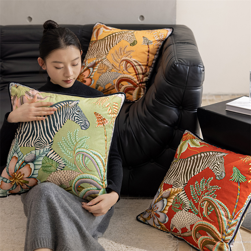 Zebra Velvet Decorative Throw  - Pillow Cover 20X20 บทวิจารณ์และราคา